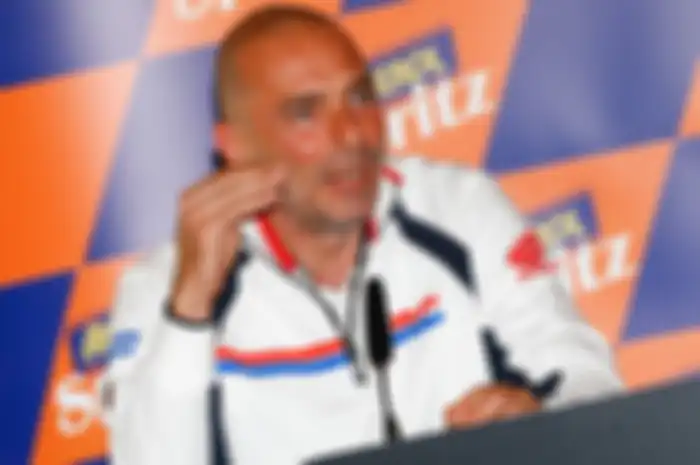 Mantan Bos Honda, Livio Suppo menyebut mekanik muda di Honda Racing Corporation (HRC) saat ini tidak ada yang 'nyambung'.