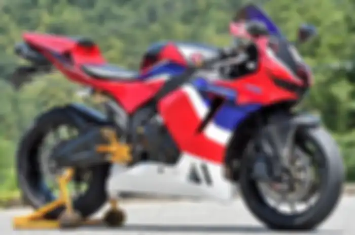 Honda CBR600RR Magical Racing tampil lebih sangar