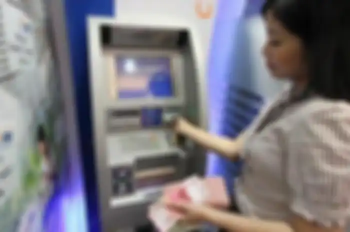 Pekerja Girang Bantuan Rp 1 Juta Langsung Ditransfer, Dicek Saldo ATM Apakah Sudah Nambah   