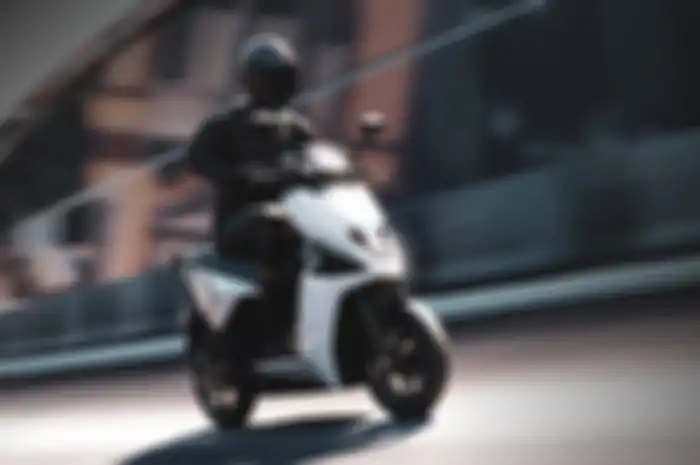 Motor listrik baru dijual dengan harga beda tipis dibanding Honda BeAT