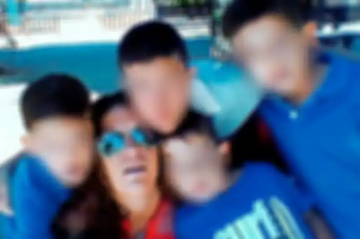 Ibu dan 4 anaknya