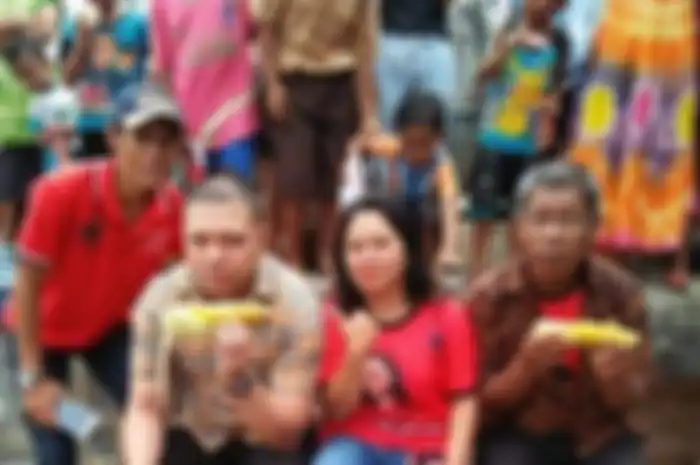 Raul Lemos mengunggah foto Aurel yang merayakan hamil 3 bulan bersama Atta Halilintar. Doa Raul Lemos jadi sorotan.