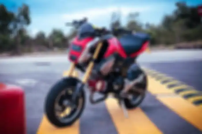 Tampang mirip robot, modifikasi Honda Grom kena rombak dari tampang hingga mesin.