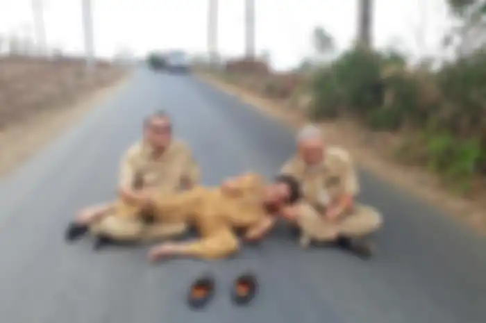 Jadi tempat pamer foto proyek jalan yang diprotes itu, akun Instagram Bupati Banjarnegara Budhi Sarwono mendadak lenyap.