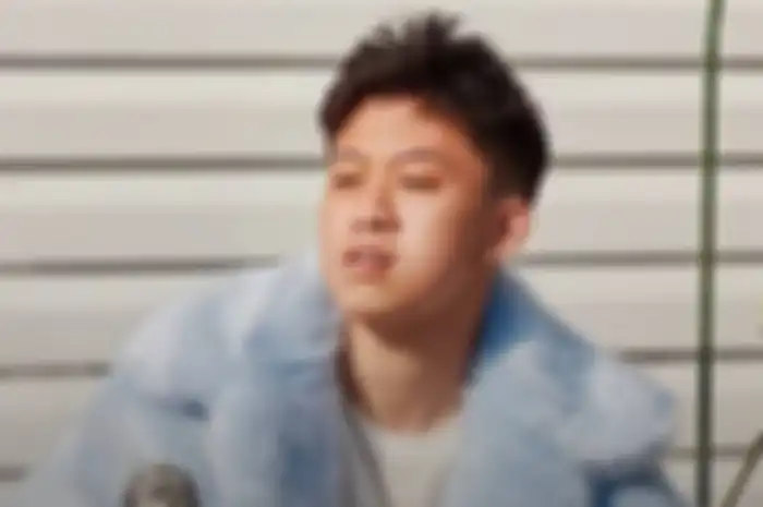 Rich Brian Unggah Prestasi Baru, Jadi Musisi Pertama Indonesia yang Pecahin Spotify
