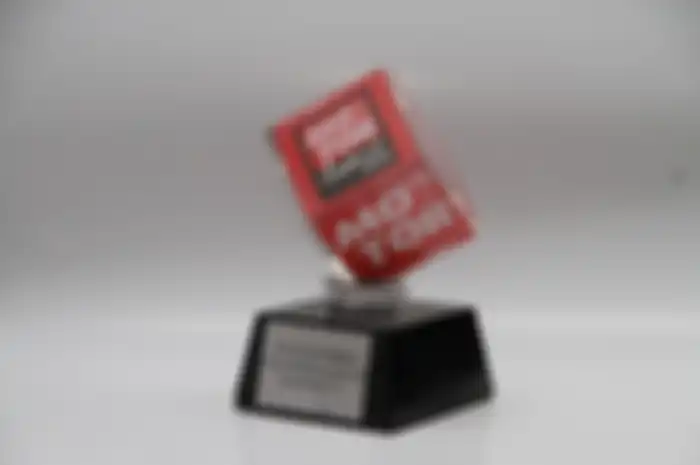 Ilustrasi piala Best Total Cost of Ownership (TCO) di MOTOR Plus Award 2019