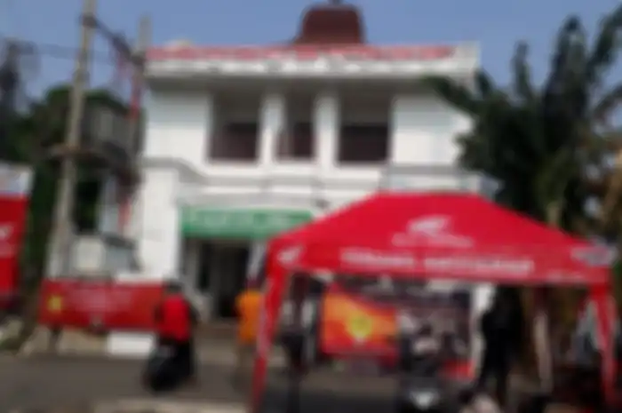 Servis murah sambil periksa mata dan donor darah