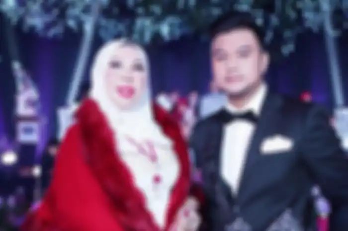 Datuk Seri Vida nikahi mantan pembantunya.