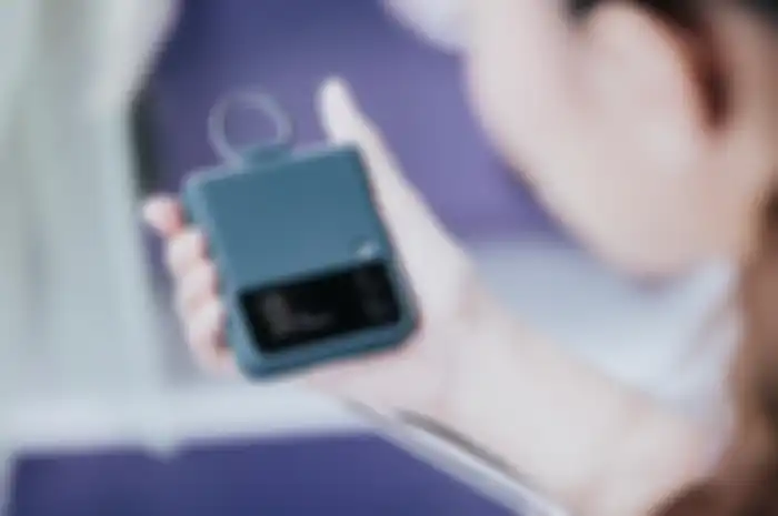 Samsung Galaxy Z Flip 3 bisa dibeli oleh kalian mulai 10 Oktober 2021.