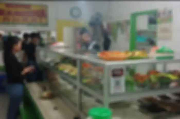 PKL dan pemilik warteg siap-siap dapat bantuan uang tunai Rp 1,2 juta dari pemerintah, syaratnya gampang