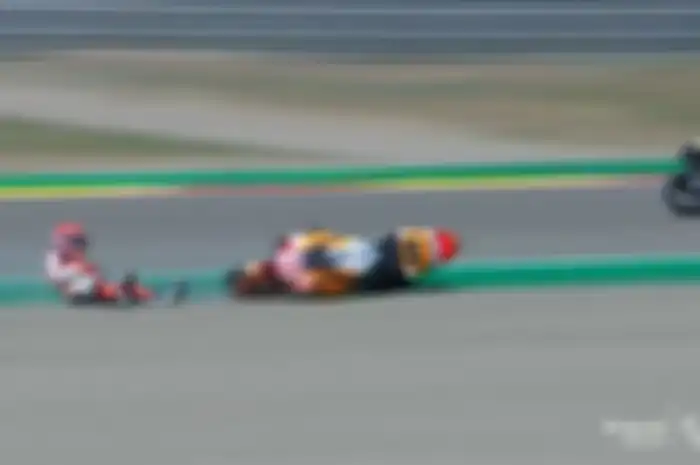 Marc Marquez saat crash di FP2 MotoGP Aragon 2021