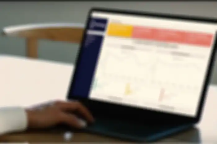 Tampilan dashboard sistem manajemen logistik McEasy