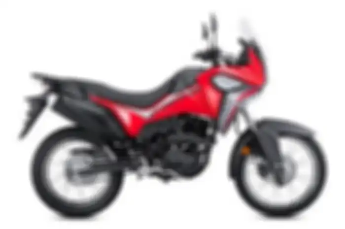 Motor baru Honda bergaya Adventure dijual murah.