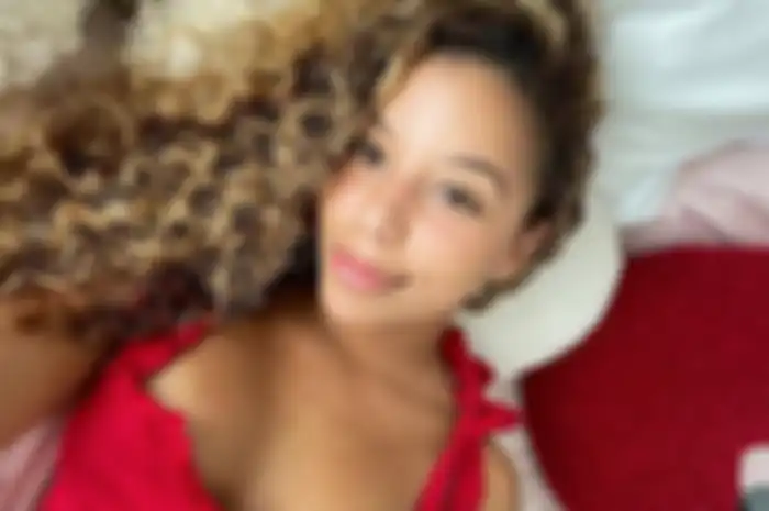 Camila Elle (21)