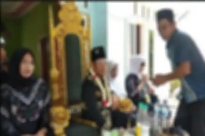 Foto Raja Kerajaan Angling Dharma.