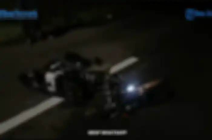 Dengkul dijamin gemetar, beredar video detik-detik penonton balap liar tewas ditabrak joki di Kuningan, Jawa Barat.