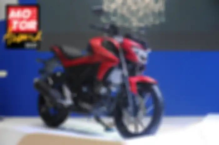 Yamaha V-Ixion R