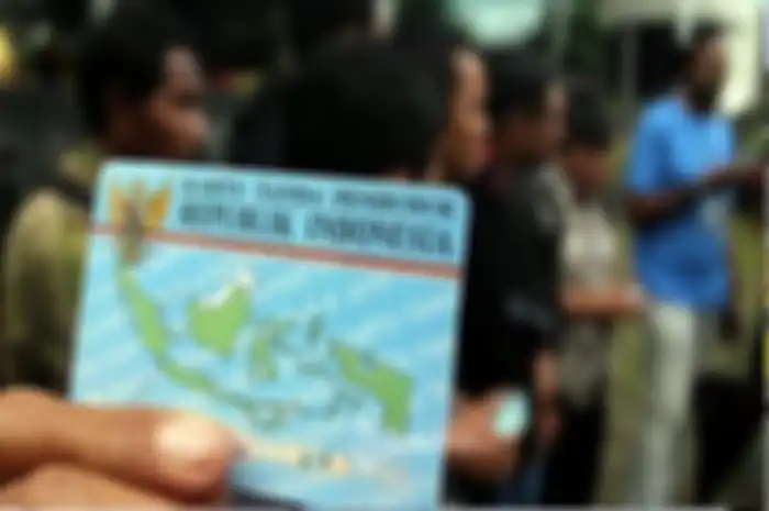  Usia 18 tahun dan punya NIK E-KTP, siap-siap bantuan Rp 3,55 juta dari pemerintah akan dibuka lagi pendaftarannya.