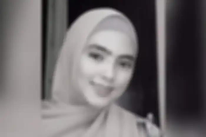 Saat mendapatkan kabar ayah Taqy Malik dilepeh pengacara gegara masalah sepele, Marlina Octoria langsung mengunggah foto menohok ini. 