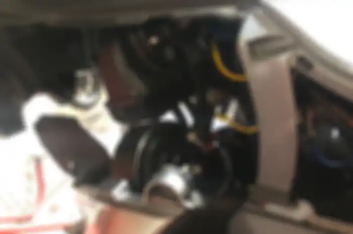 Beneran nih, pasang klakson mobil di motor bisa bikin kantong jebol? Ternyata inilah alasannya, bro.