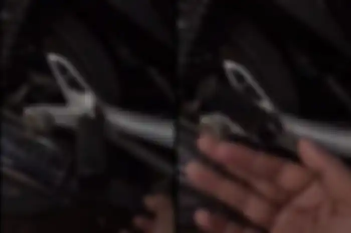 Sedih, cowok pengguna 'Supra Bapak' ini mendadak jadi jomblo akibat footstep motor, kenapa tuh?
