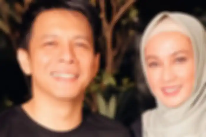 Dina Lorenza dan Ariel Noah 