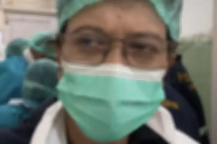 Baru-baru ini, ahli forensik Polri dokter Sumy Hastry Purwanti memberi petunjuk pelaku pembunuhan di Subang. 