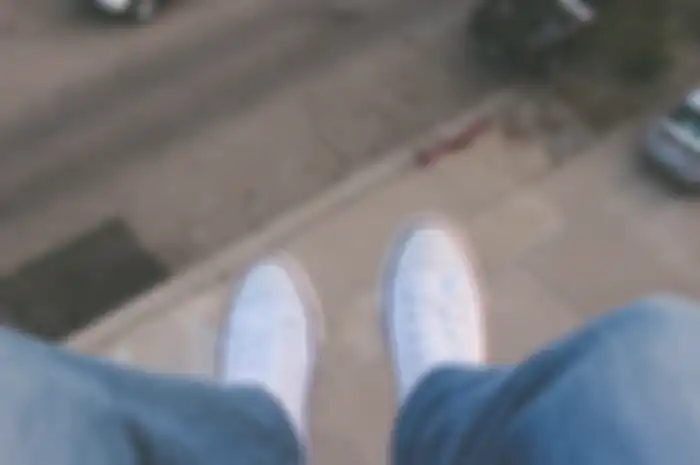 Sepatu Putih