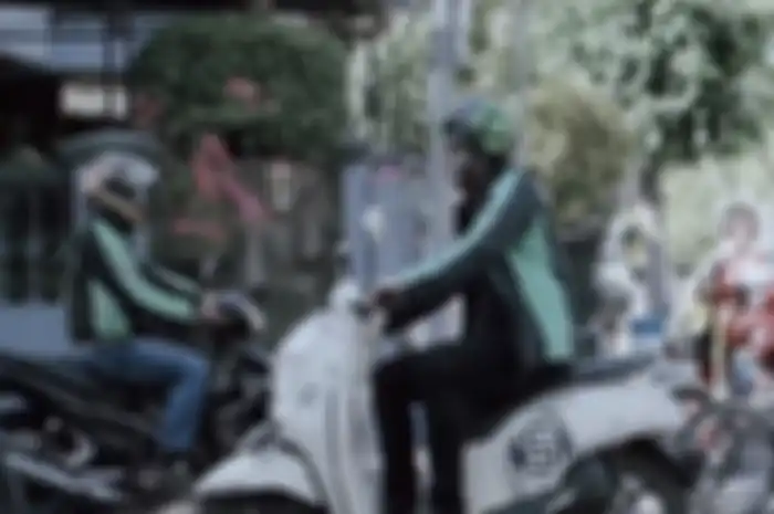 Kisah sedih driver ojol kerja seharian malah ditinggal pacar tunangan sama pria lain. 
