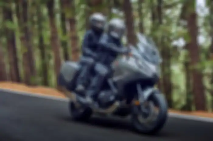 Motor touring baru Honda NT1100 2022 resmi rilis, mesin besar harga tembus segini.