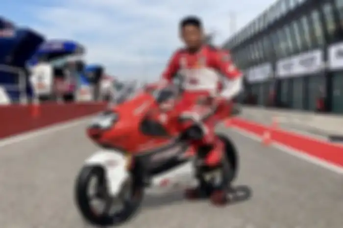 Ilustrasi. Pembalap Indonesia Mario Aji tampil mengejutkan di Sirkuit MotoGP Emilia Romagna 2021.