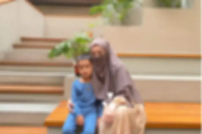 Larissa Chou meminta Alvin Faiz 1 hal ini terkait Yusuf, anak semata wayang mereka yang punya kekurangan itu.