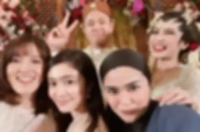 Foto member BLINK di nikahan Ashilla