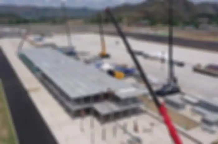 Pembangunan pit building Pertamina Mandalika International Street Circuit