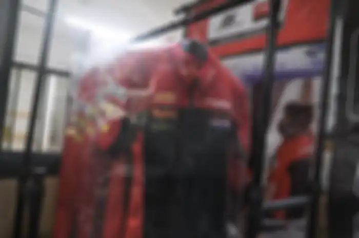 Sikat! Apparel kru 'Tim Indonesia' di MotoGP lagi kena diskon sampai Rp 30 persen, cuma sampai besok.