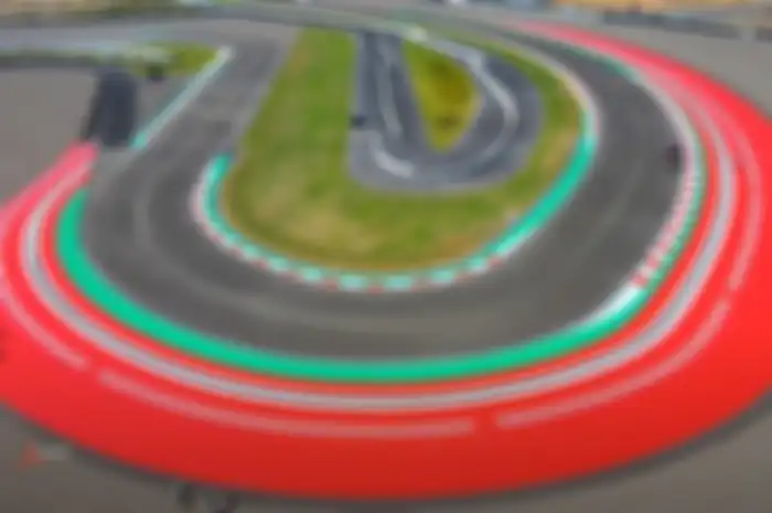 Serius nih, sirkuit kebanggaan Indonesia, yaitu Pertamina Mandalika International Street Circuit ingin dicat motif batik.