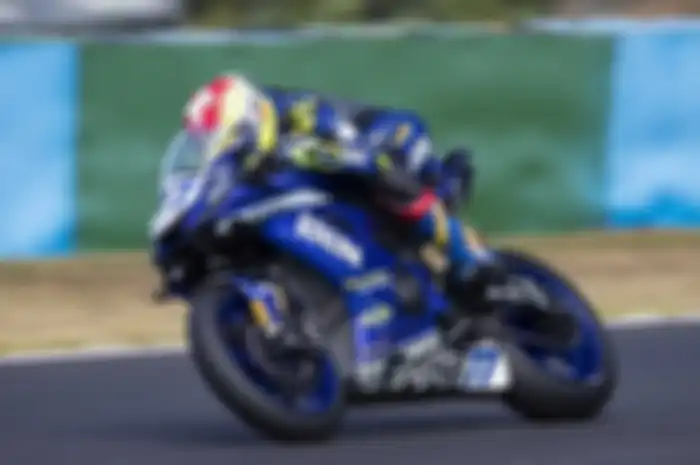 Motor balap Yamaha R6 milik rekan Galang Hendra Pratama di WSSP 2021, yakni Dominique Aegerter dijual, harganya bisa bikin jantungan.