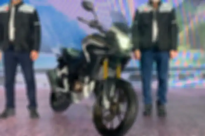 Motor baru Honda CB150X, harganya cuma selisih segini dibanding CB150R Streetfire.