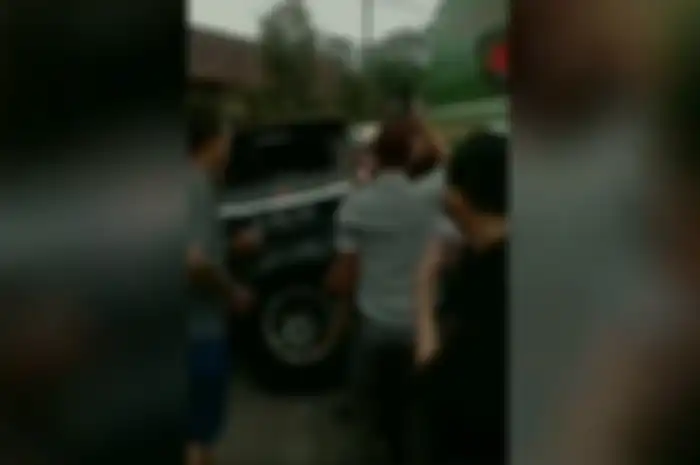 Kejar mobil Mitsubishi Pajero yang menunggak cicilan, 4 debt collector di Purwokerto ditetapkan sebagai tersangka.
