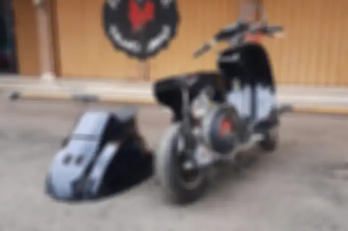 Mau custom body Vespa 2-tak di bengkel spesialis Vespa Bintang Timur, siapkan budget segini bro.