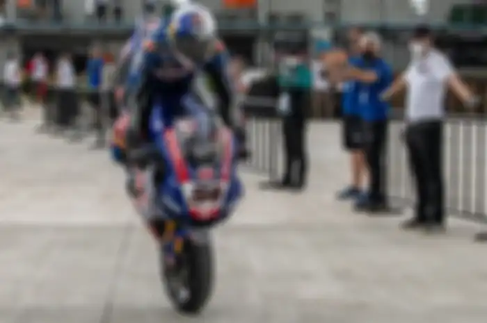 Serius, juara dunia WorldSBK 2021, Toprak Razgatlioglu kasih kode bakal merapat ke MotoGP 2023.