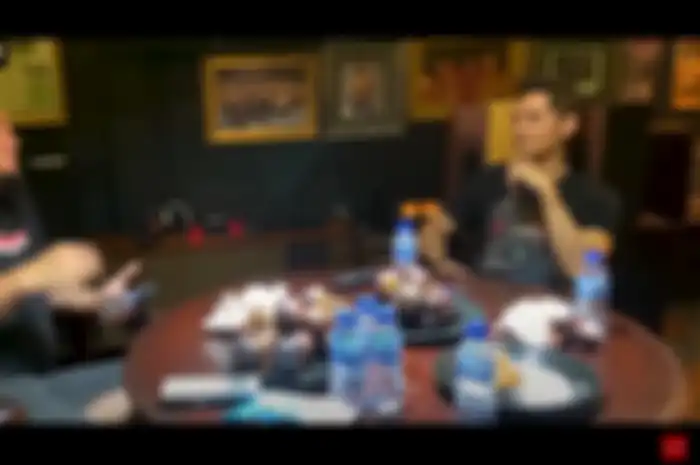 Tyo Nugros bersama Ahmad Dhani.