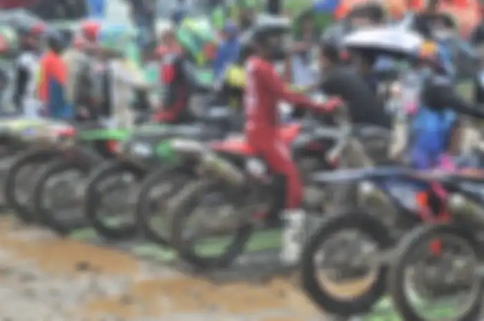 Balap garuk tanah bertajuk Powertrack 2021 ronde pertama sirkuit Gelora Banjar Patroman, Jawa Barat, menjadi ajang perangnya knalpot racing.
