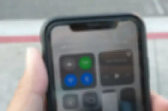 Mencoba kartu SIM Verizon di iPhone Xr