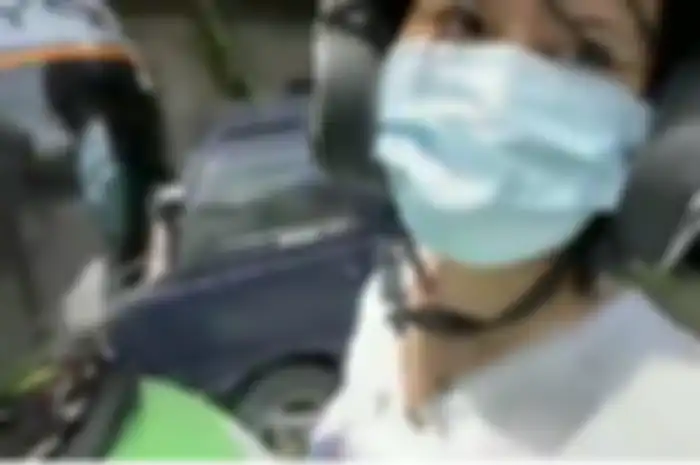 Seorang driver ojol membongkar tabiat asli Siskaeee yang kini sudah menjadi tersangka kasus pamer aurat itu. Foto Siskaeee mudah dikenali. 