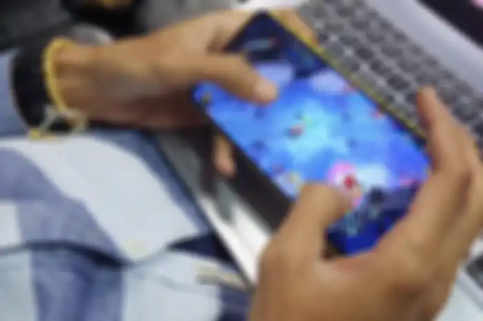 Ilustrasi bermain game Android