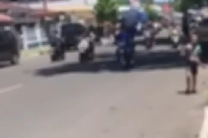 Pemotor panik saat gempa mengguncang NTT