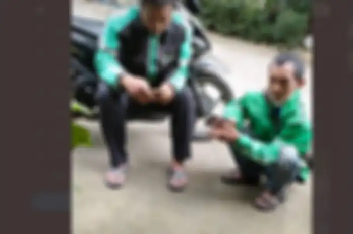 Bikin geram netizen, tiga orang driver ojek online (ojol) kena tipu orderan fiktif hingga mencapai Rp 500 ribu.