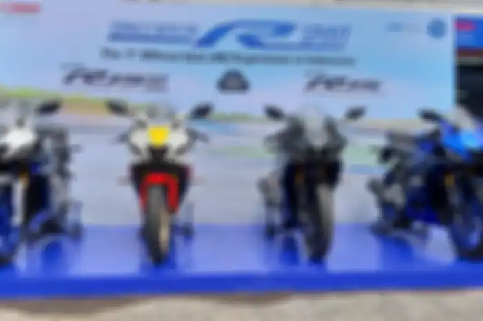 Ilustrasi motor sport Yamaha All New R15 Connected