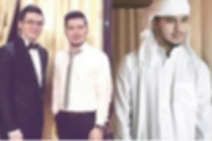 "Dia itu pasti namanya sakit hati pasti ada, apalagi yang nipu nih saudaranya sendiri. Aku banyak belajar dari dia, namanya kecewa, kesal, kita syuting dari dulu, dia nabung, syuting pagi pulang pagi, sampai syuting di Malaysia. Ya sudah sekarang gone, semuanya hilang," kata Zaskia Sungkar.